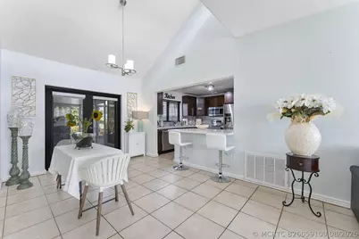 400 NW 98th Avenue, Pembroke Pines, FL 33024 - Photo 6