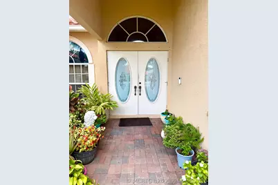 261 SW Egret Landing, Port Saint Lucie, FL 34953 - Photo 2