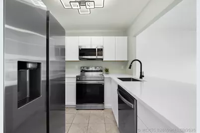 600 SE 2nd Avenue #K22, Deerfield Beach, FL 33441 - Photo 2