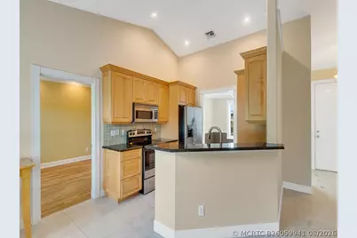 8978 100th Court, Vero Beach, FL 32967 - Photo 8