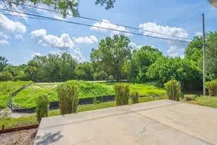 8978 100th Ct, Vero Beach, FL 32967 - Photo 32