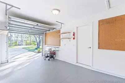 11989 Persimmon Boulevard, West Palm Beach, FL 33411 - Photo 28