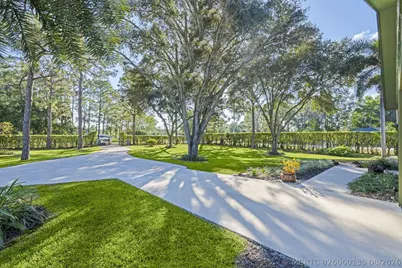 11989 Persimmon Boulevard, West Palm Beach, FL 33411 - Photo 2