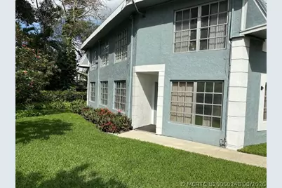422 SW 9th Street #6, Boca Raton, FL 33432 - Photo 2