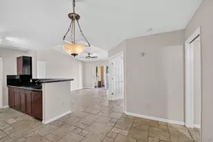 160 Yacht Club Way, Hypoluxo, FL 33462 - Photo 10