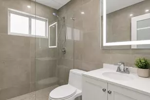 2010 NE 59th Pl, Fort Lauderdale, FL 33308 - Photo 12