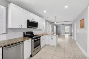 227 N M St, Lake Worth, FL 33460 - Photo 16