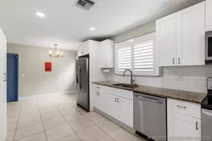 227 N M St, Lake Worth, FL 33460 - Photo 12