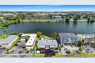 1040 Crystal Lake Drive #4, Deerfield Beach, FL 33064 - Photo 24
