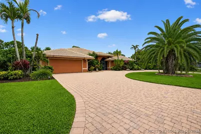 1180 SW Mirror Lake Cove, Port Saint Lucie, FL 34986 - Photo 4