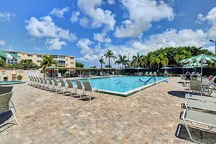 2615 NE 3rd Ct NE, Boynton Beach, FL 33435 - Photo 6