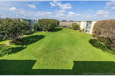 2615 NE 3rd Court NE #4030, Boynton Beach, FL 33435 - Photo 4