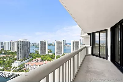 2000 Island Boulevard #2905, Aventura, FL 33160 - Photo 4