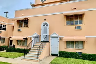 31 S Golfview Rd, Lake Worth Beach, FL 33460 - Photo 8