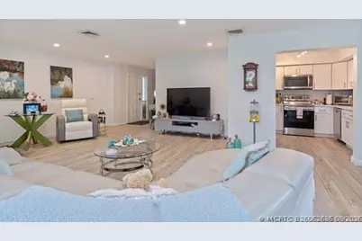 415 Pine Tree Court #16, Atlantis, FL 33462 - Photo 6