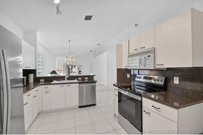 9527 Cherry Blossom Court, Boynton Beach, FL 33437 - Photo 12