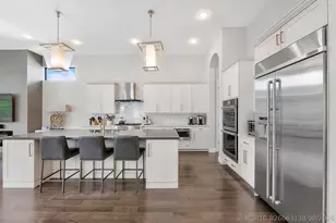 10282 Sweet Bay Manor, Parkland, FL 33076 - Photo 18