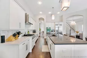 10282 Sweet Bay Manor, Parkland, FL 33076 - Photo 22
