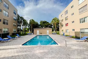 9460 Tangerine Pl, Davie, FL 33324 - Photo 26