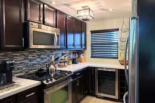 9460 Tangerine Pl, Davie, FL 33324 - Photo 8