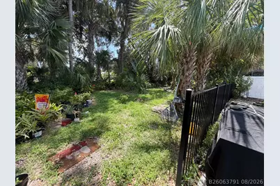 5250 Oakland Lake Circle, Fort Pierce, FL 34951 - Photo 16