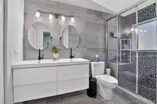 2260 Discovery Cir W, Deerfield Beach, FL 33442 - Photo 20