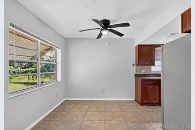 1650 SE Memorial Street, Port Saint Lucie, FL 34983 - Photo 10