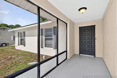 1650 SE Memorial Street, Port Saint Lucie, FL 34983 - Photo 4