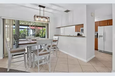 327 NW 36th Avenue, Deerfield Beach, FL 33442 - Photo 10