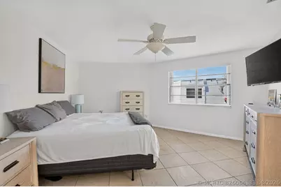 327 NW 36th Avenue, Deerfield Beach, FL 33442 - Photo 22