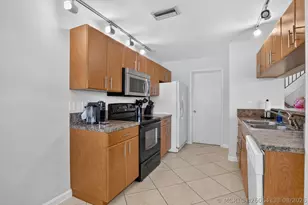 327 NW 36th Ave, Deerfield Beach, FL 33442 - Photo 16
