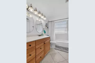 327 NW 36th Avenue, Deerfield Beach, FL 33442 - Photo 28
