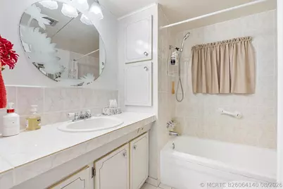 8670 SW 18th Place, Davie, FL 33324 - Photo 12