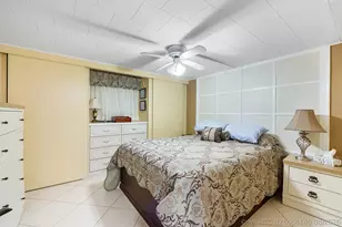 8670 SW 18th Pl, Davie, FL 33324 - Photo 8