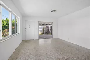 1158 Grant St, Hollywood, FL 33019 - Photo 12