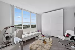 575 Oaks Ln, Pompano Beach, FL 33069 - Photo 10