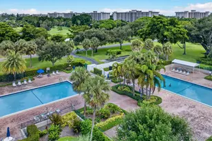 575 Oaks Ln, Pompano Beach, FL 33069 - Photo 32