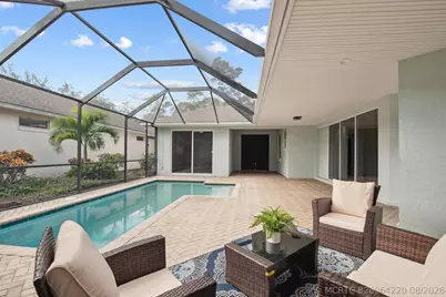 1018 Carolina Circle SW, Vero Beach, FL 32962 - Photo 4