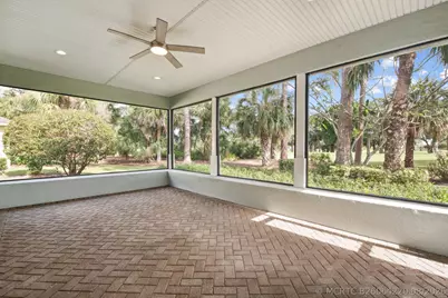 1018 Carolina Circle SW, Vero Beach, FL 32962 - Photo 28