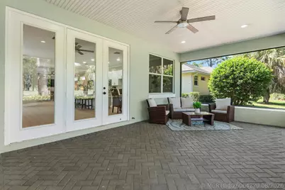 1018 Carolina Circle SW, Vero Beach, FL 32962 - Photo 30