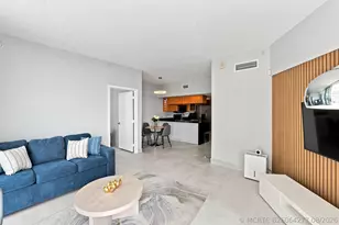 1750 N Bayshore Dr, Miami, FL 33132 - Photo 8