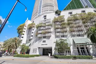 1750 N Bayshore Dr, Miami, FL 33132 - Photo 38