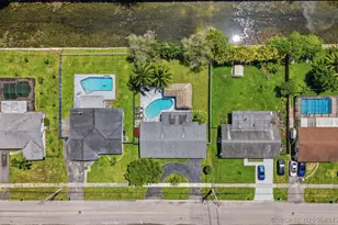 1000 W River Dr, Margate, FL 33063 - Photo 50