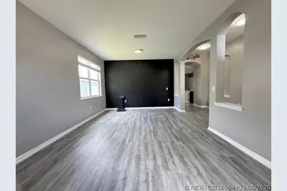 10868 Standing Stone Drive, Wimauma, FL 33598 - Photo 8
