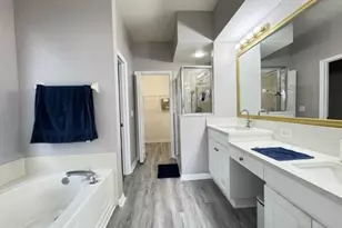 10868 Standing Stone Dr, Wimauma, FL 33598 - Photo 22