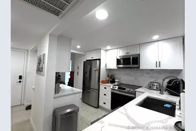 20 Royal Palm Way #3020, Boca Raton, FL 33432 - Photo 8