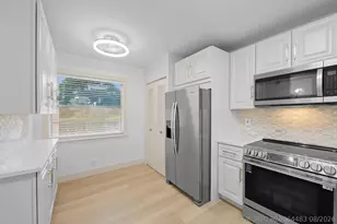 370 NW 76th Ave, Margate, FL 33063 - Photo 6
