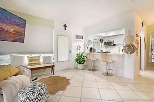 1110 N Riverside Dr, Pompano Beach, FL 33062 - Photo 10