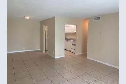 409 Executive Center Drive #211, West Palm Beach, FL 33401 - Photo 2