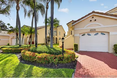 17323 Boca Club Boulevard #8, Boca Raton, FL 33487 - Photo 2